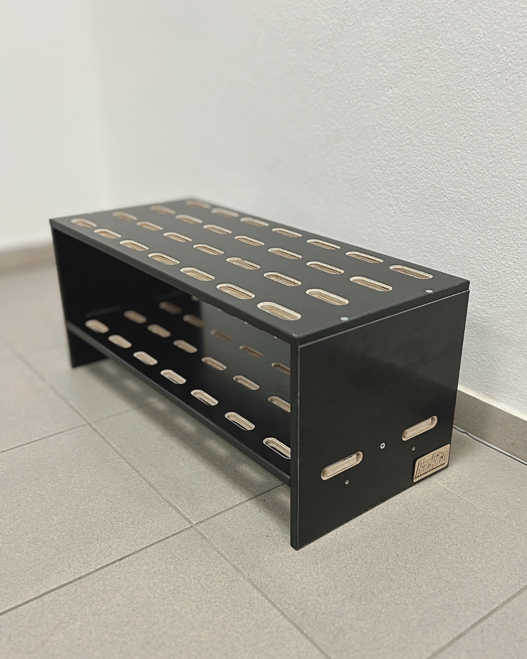 Skiständer für 14 Paar Langlaufski